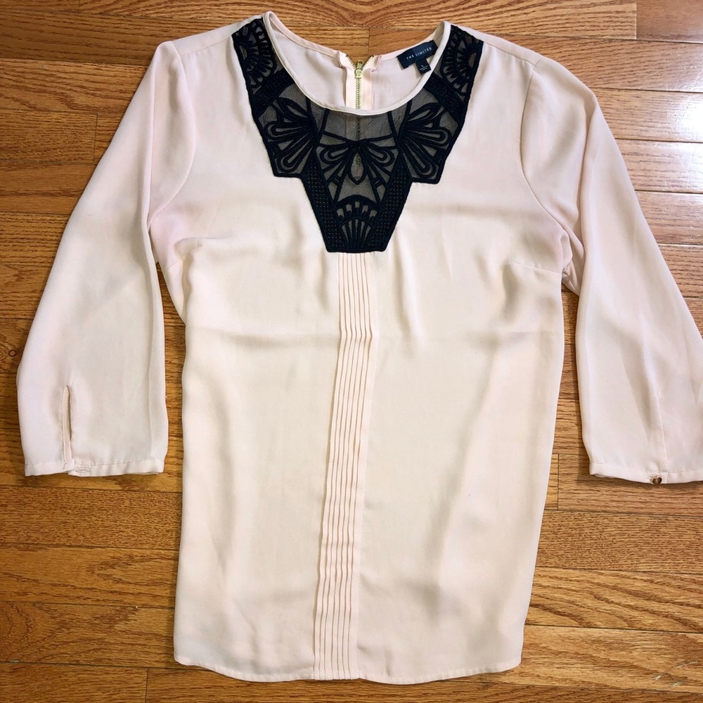 💕The Limited Light Pink Blouse💕